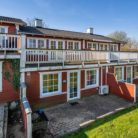 3 Bedroom Beautiful In *