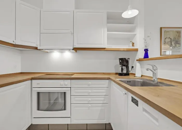 3 Bedroom Beautiful In *