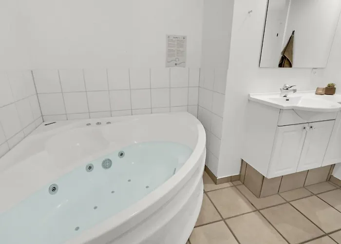 Prázdninový dům 3 Bedroom Beautiful In *
