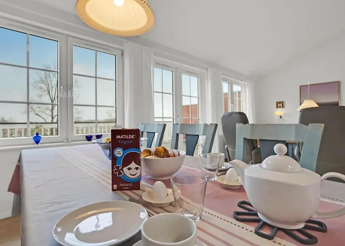 3 Bedroom Beautiful In *